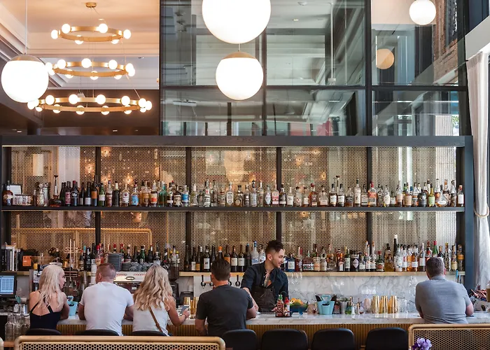 Top Hotels Near Port of Seattle for Unbeatable Views